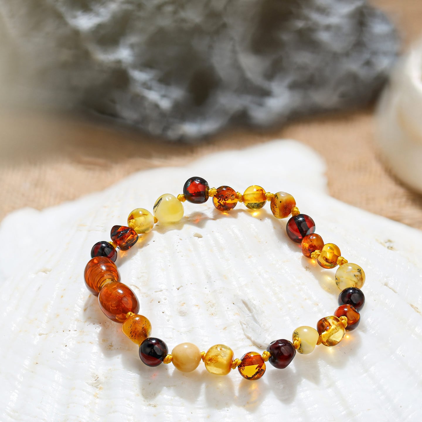 Hebes Amber Bracelet HC90019L
